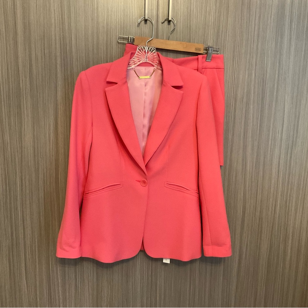 Trina Turk NWT Pink Blazer Size 0
